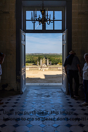 front-door_chateau-de-purnon_france_2026_kellysheadshots.com_lg-01712