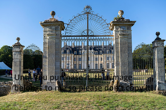 chateau-de-purnon_gate_france_2026_kellysheadshots.com-2