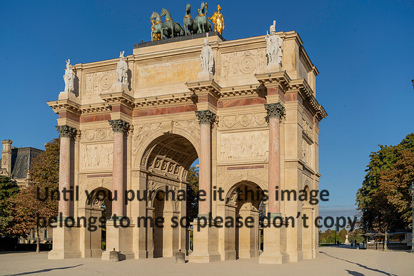 louve_groundsmorvant_paris_france_2026_kellysheadshots.com-01168