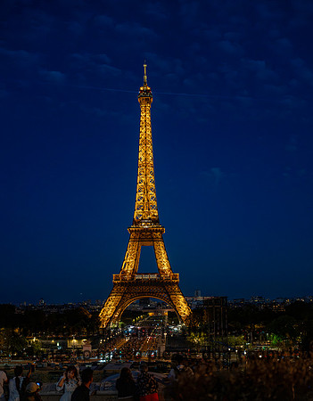 morvant_eiffel-tower_france_2026_kellysheadshots.com-01060