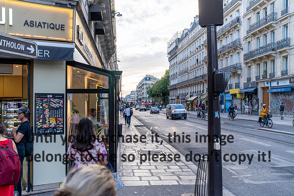 paris-street_morvant_france_2026_kellysheadshots.com-00970