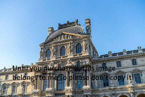louve_architecture_morvant_paris_france_2026_kellysheadshots.com-01188