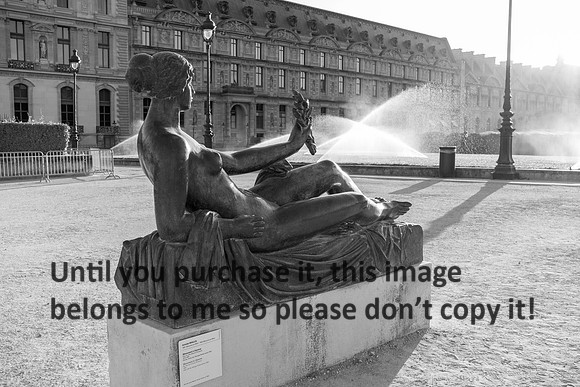louve_naked-lady-statue_morvant_paris_france_2026_kellysheadshots.com_bw-01153