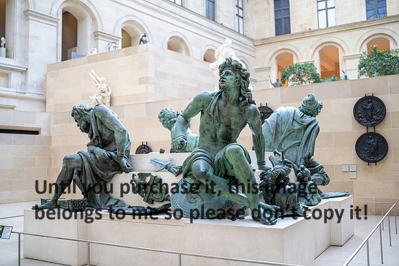 louve_sculpture_morvant_paris_france_2026_kellysheadshots.com-01199