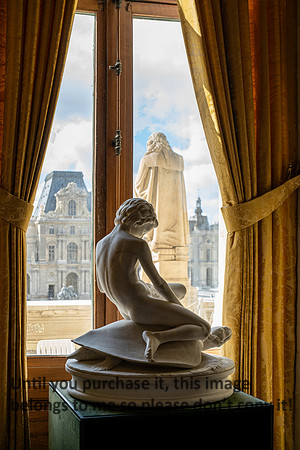 louve_sculpture_morvant_paris_france_2026_kellysheadshots.com-01257