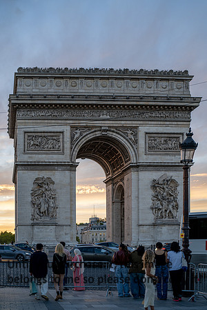 paris-arc-de-triumph-morvant_france_2026_kellysheadshots.com-00989
