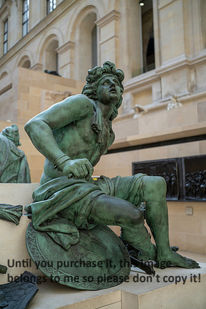 louve_sculpture_morvant_paris_france_2026_kellysheadshots.com-01202