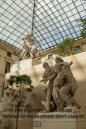 louve_sculpture_morvant_paris_france_2026_kellysheadshots.com-01307