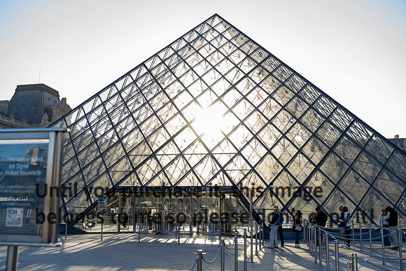 louve_grounds_morvant_paris_france_2026_kellysheadshots.com-01186
