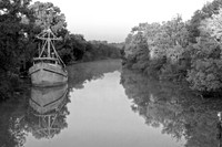 bayou-teche_aggressor-shrimp-boat_kelly-morvant-photography_1907_bw