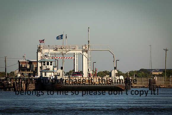 ferry_cameron-louisiana_kelly-morvant-photography_11-09-14-8679