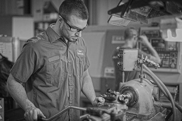 DigitalMachiningSystemsB&W-9815
