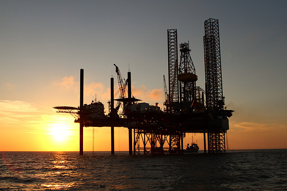 Offshore Drilling Rig in the Gulf of Mexico at Sunset_7843