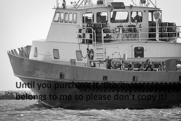 wateree_crew-boat_b&w_cameron_louisiana_kelly-morvant-photography_10-23-14-6699