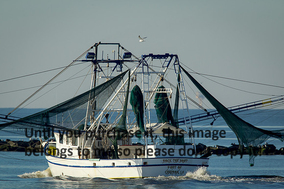 Rock Tha Boat- Shimp boat - Water- Cameron LA-2611
