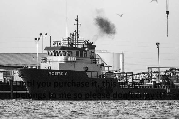 rosite-g_offshore-supply-vessel-b&w_cameron_louisiana_kelly-morvant-photography_10-23-14-7202